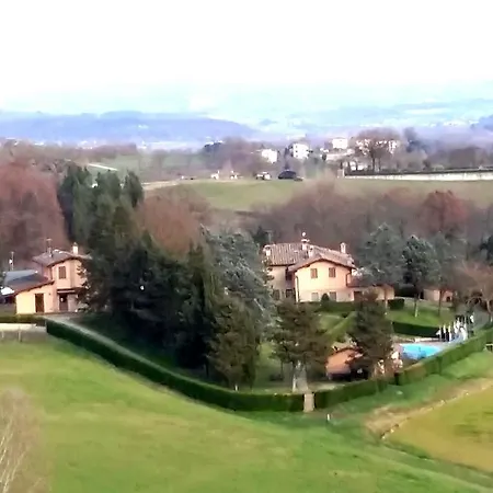 Comparone Casavecchia Apartmán *